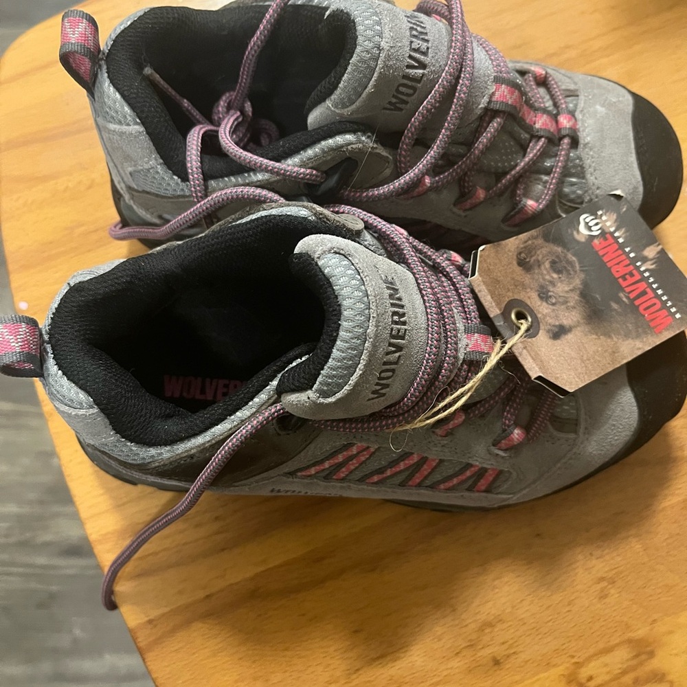Wolverine Gray and Pink Sneakers with Quick-Lace System